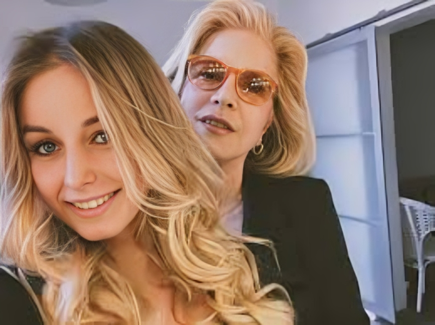 Darina Scotti-Vartan Enceinte